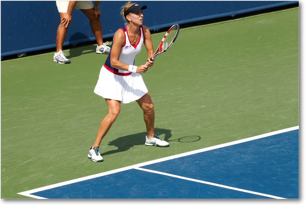 Vesnina (d Flipkens R64) Cincy2013_D4C3087 copy