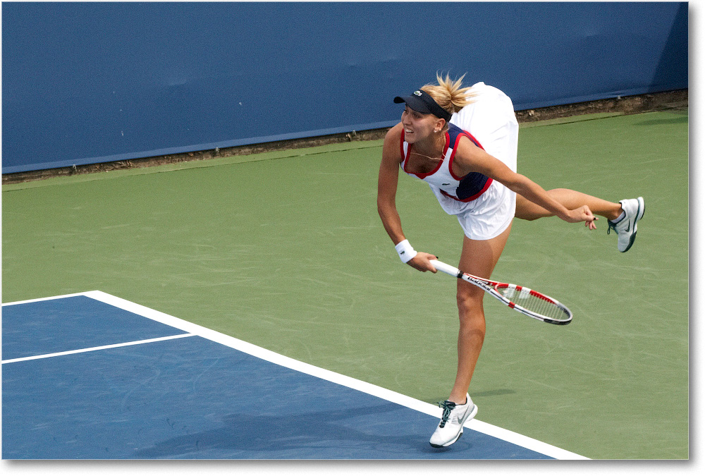 Vesnina (d Flipkens R64) Cincy2013_D4C3131 copy