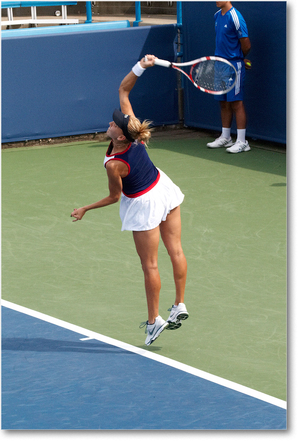 Vesnina (d Flipkens R64) Cincy2013_D4C3138 copy