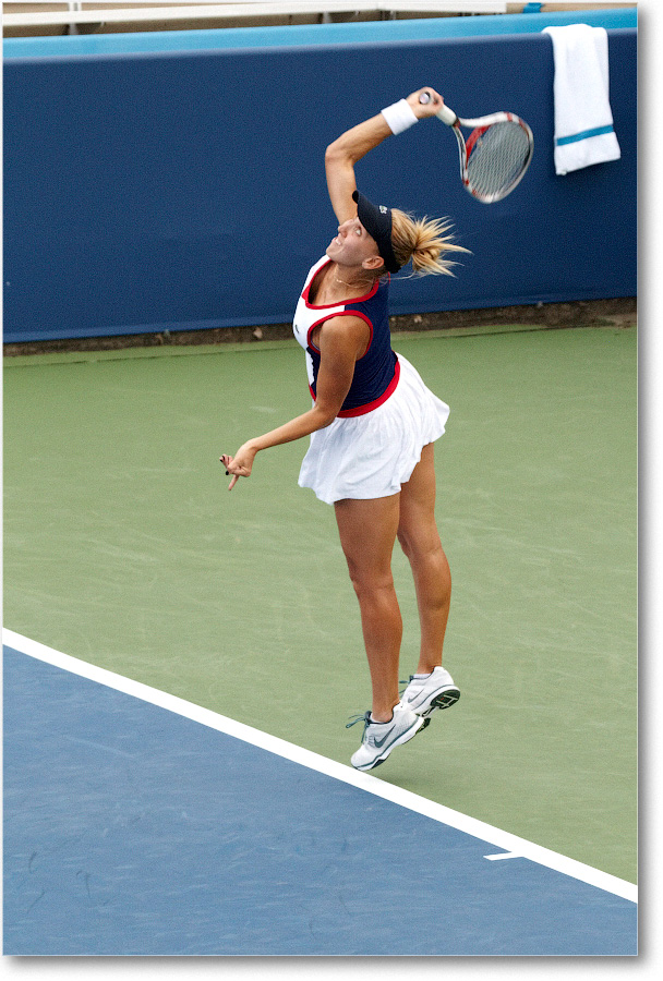Vesnina (d Flipkens R64) Cincy2013_D4C3259 copy