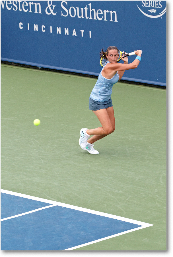 Vinci (d Errani R16) Cincy2013_D4C5707 copy