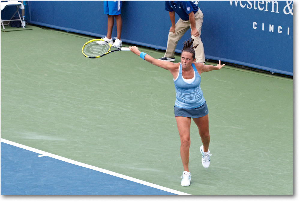 Vinci (d Errani R16) Cincy2013_D4C5730 copy