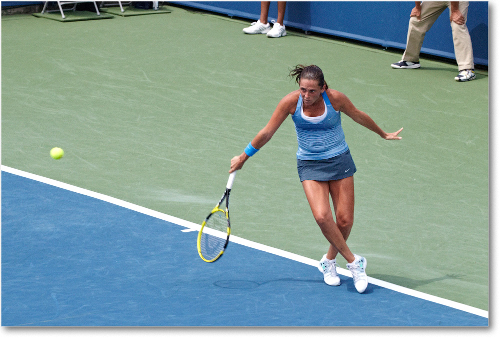 Vinci (d Errani R16) Cincy2013_D4C5822 copy