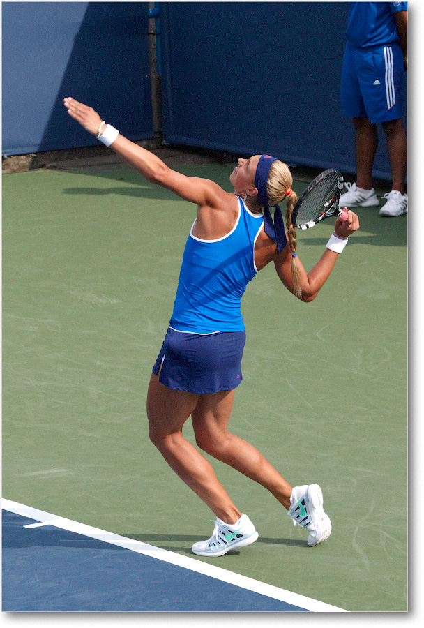 Wickmayer (l Niculescu R64) Cincy2013_D4C3334 copy