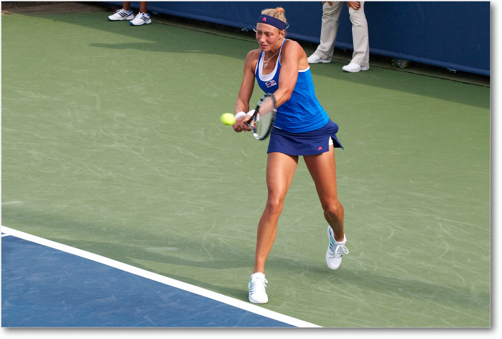 Wickmayer (l Niculescu R64) Cincy2013_D4C3564 copy