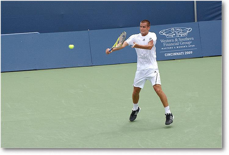 Youzhny (d Hanescu R64)_Cincy09_1D3A1643 copy