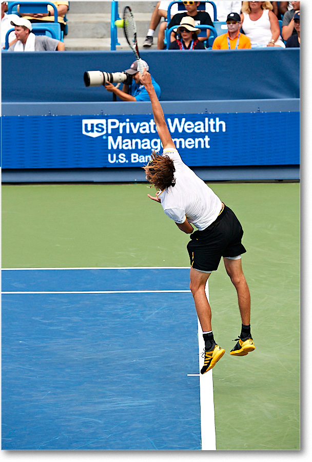 AZverev_(l_Tiafoe_R32)_Cincy2017_4DXB2474 copy