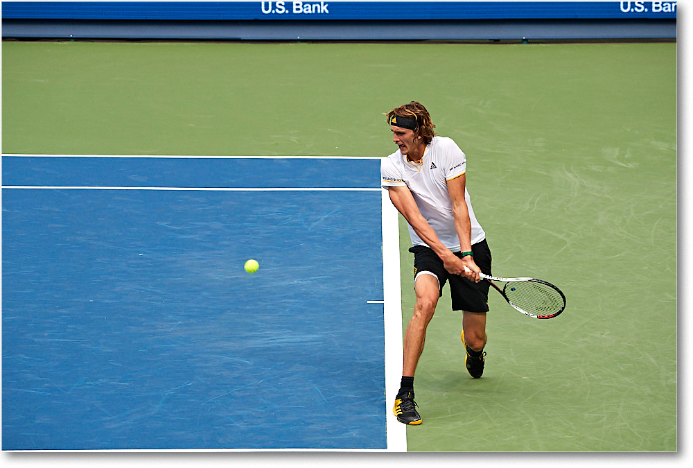 AZverev_(l_Tiafoe_R32)_Cincy2017_4DXB2476 copy