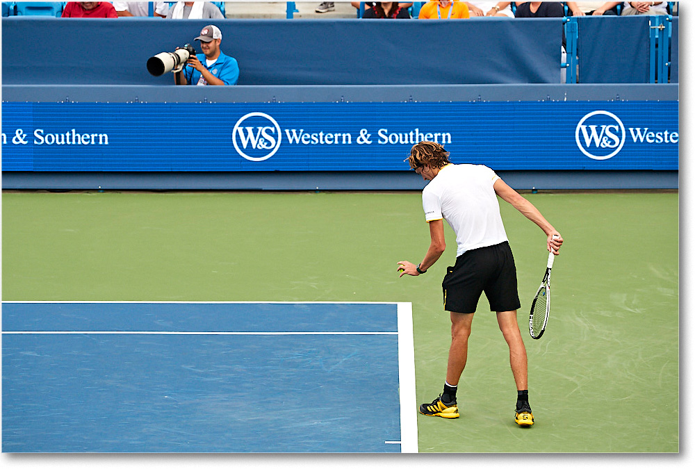 AZverev_(l_Tiafoe_R32)_Cincy2017_4DXB2533 copy