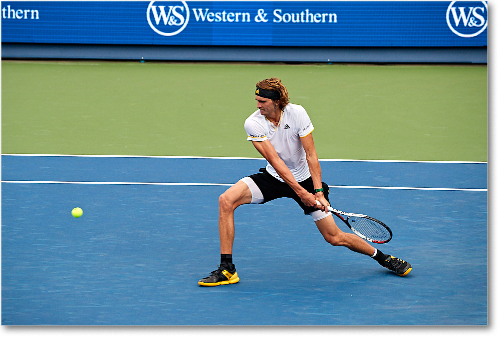 AZverev_(l_Tiafoe_R32)_Cincy2017_4DXB2544 copy