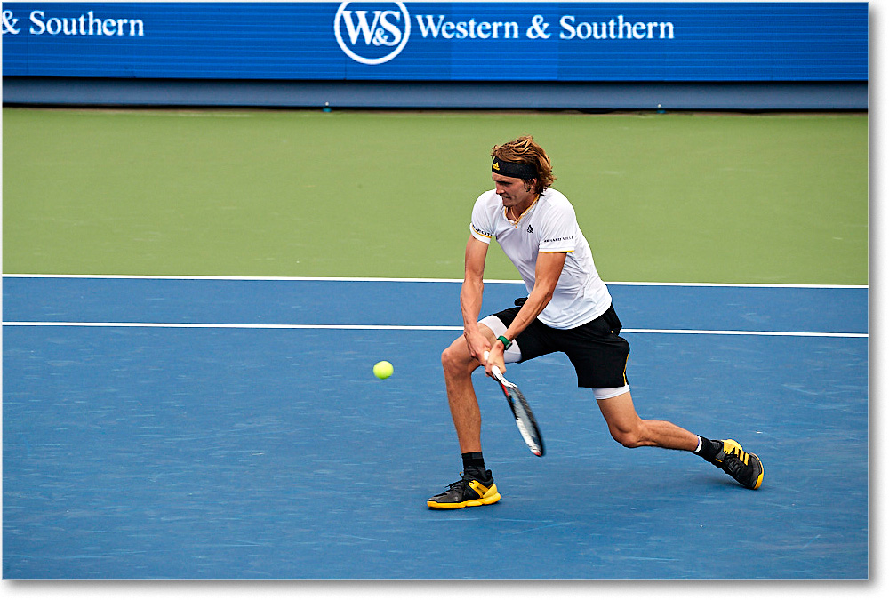 AZverev_(l_Tiafoe_R32)_Cincy2017_4DXB2545 copy
